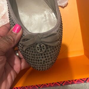 Tory Burch Gray Perforated pumps